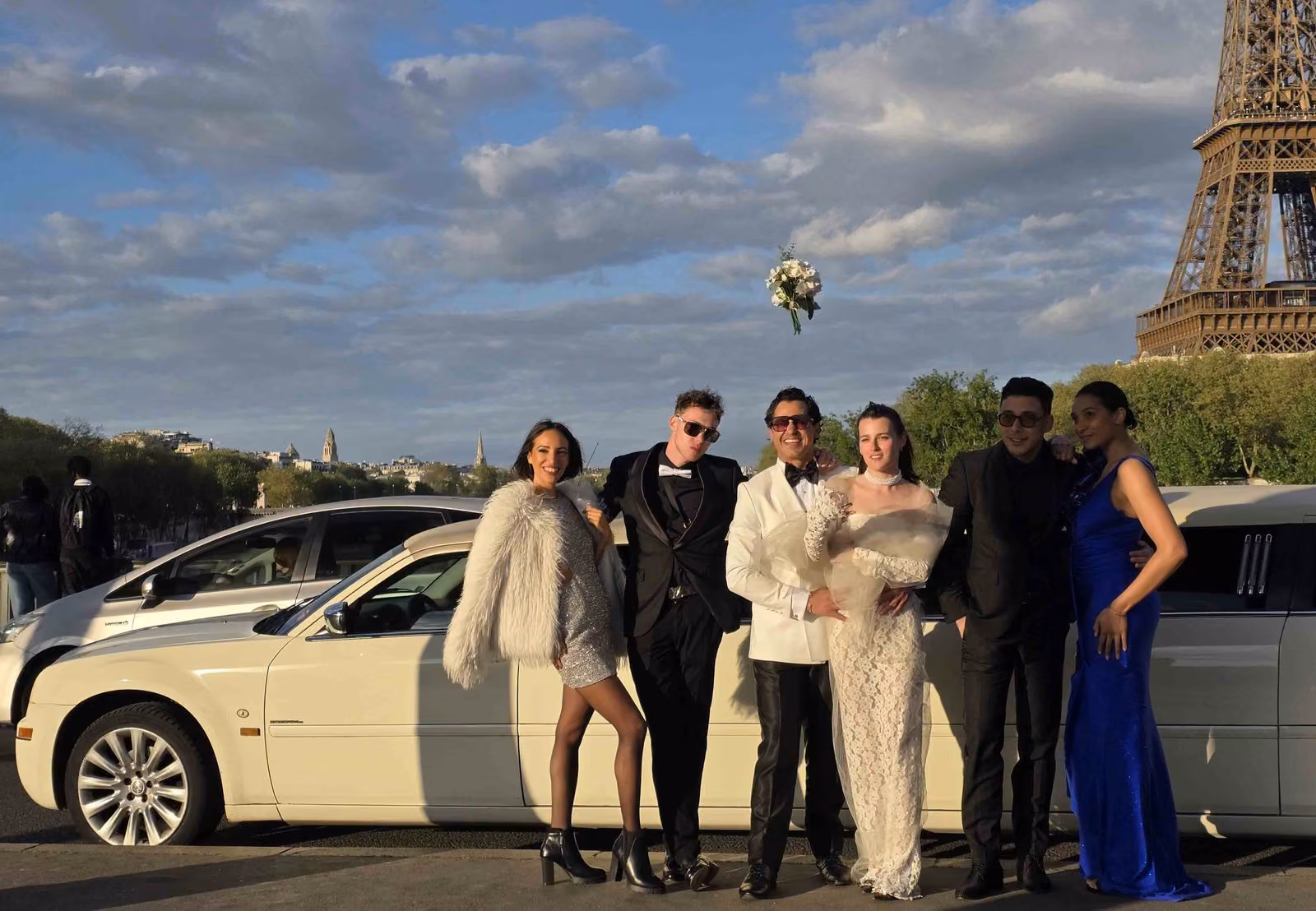 Mariage en limousine à Paris, Paris Limousines (10/11)